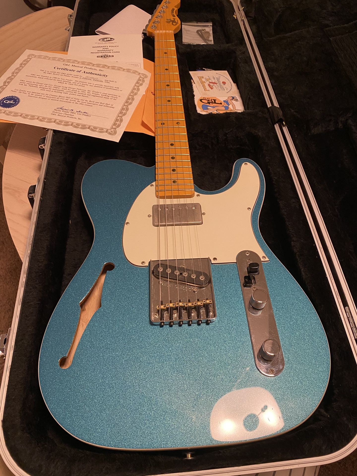 G&L / Fender - Electric Guitar