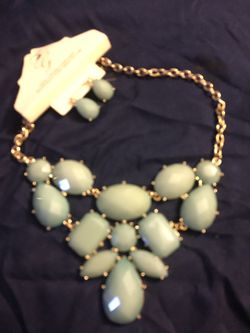 Brand new necklace set with earings $7