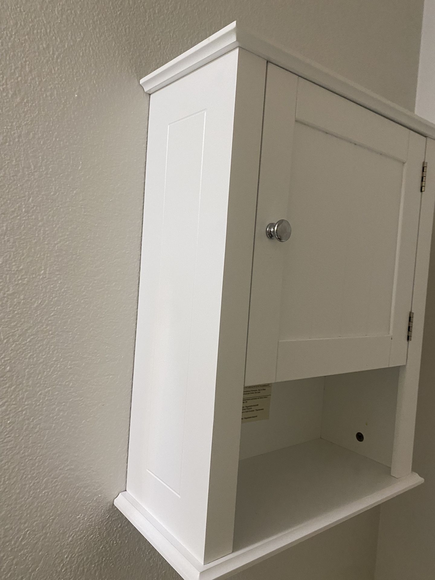 Small Hanging Cabinet White
