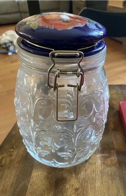 Pioneer woman glass jar