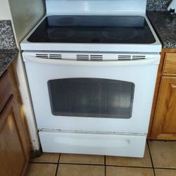 GE Glass Top Stove 