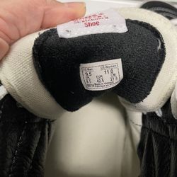 Men’s Vans Size 9.5 Shoes