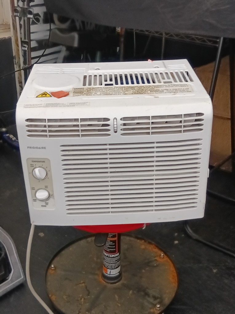 AC 