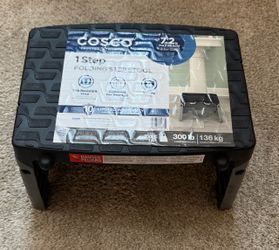 Cosco 1-Step Folding Step Stool - Like new