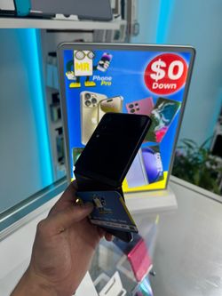 Galaxy Z Flip 4 Starting At As Low As $499!