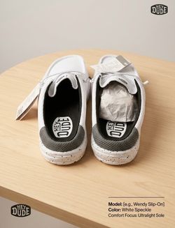 HEYDUDE Men's Wally Slip Stretch Canvas. Size 9