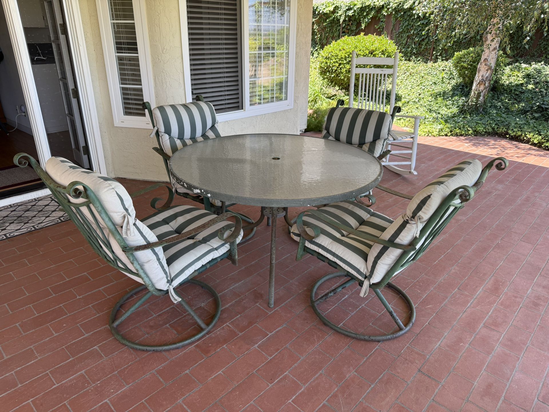 Free Today Patio Set Table And Chairs