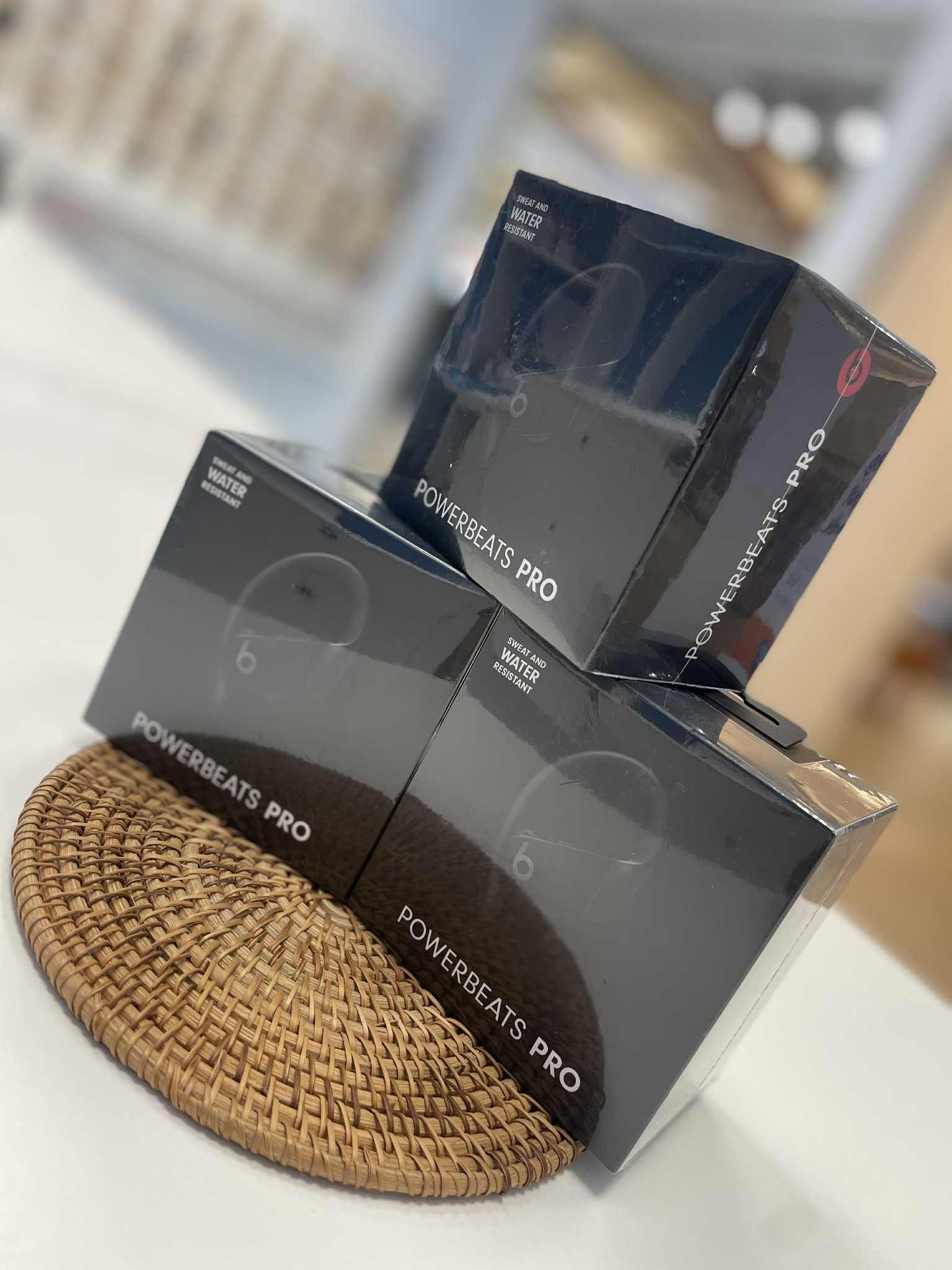 Beats - Powerbeats Pro Totally Wireless Earbuds (New) - Pay $5 DOWN AVAILABLE - NO CREDIT NEEDED