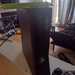 Xbox 360  + Halo 4
