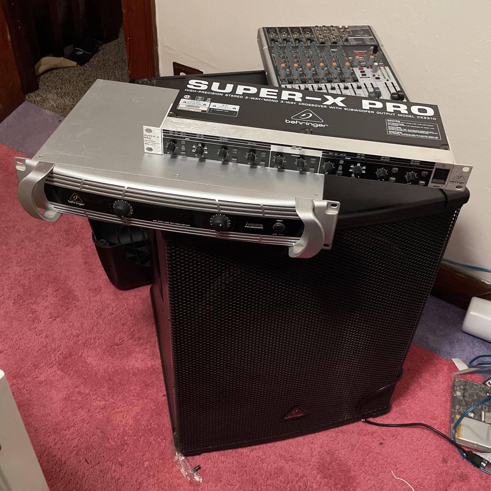 Equalizer, Receiver,Mixer,6000 watt amp,18inch Sub In Box W/amp connected