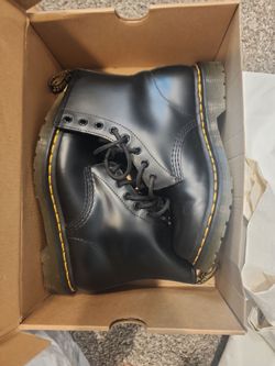 Dr.Marten's
