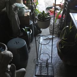 Hermoso Plant Stand
