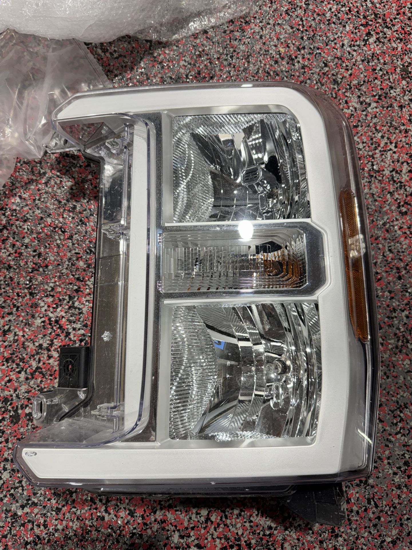 2023-2025 Ford F250 F350 OEM Ford Super Duty Headlights (Pair)