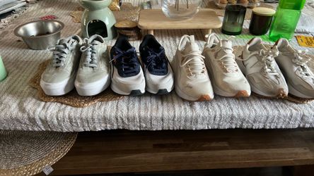 Tennis Shoes