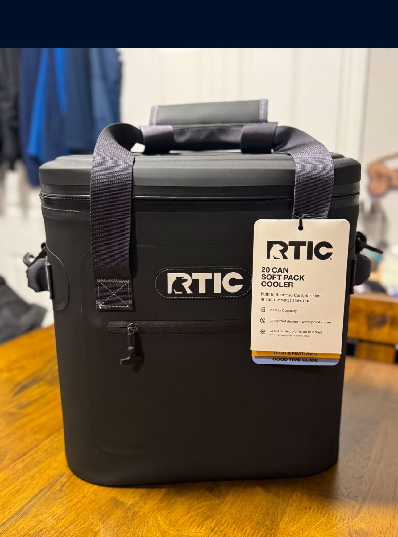 RTIC 20 Can Portable Cooler Bag Keeps Drinks Cold Up to 24 Hours Durable Design! New with Tags