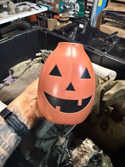 Halloween light and electric noise making
