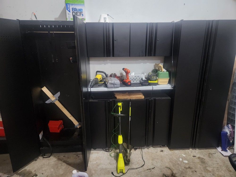 6 Piece Husky Utility Closet Priced To Sell