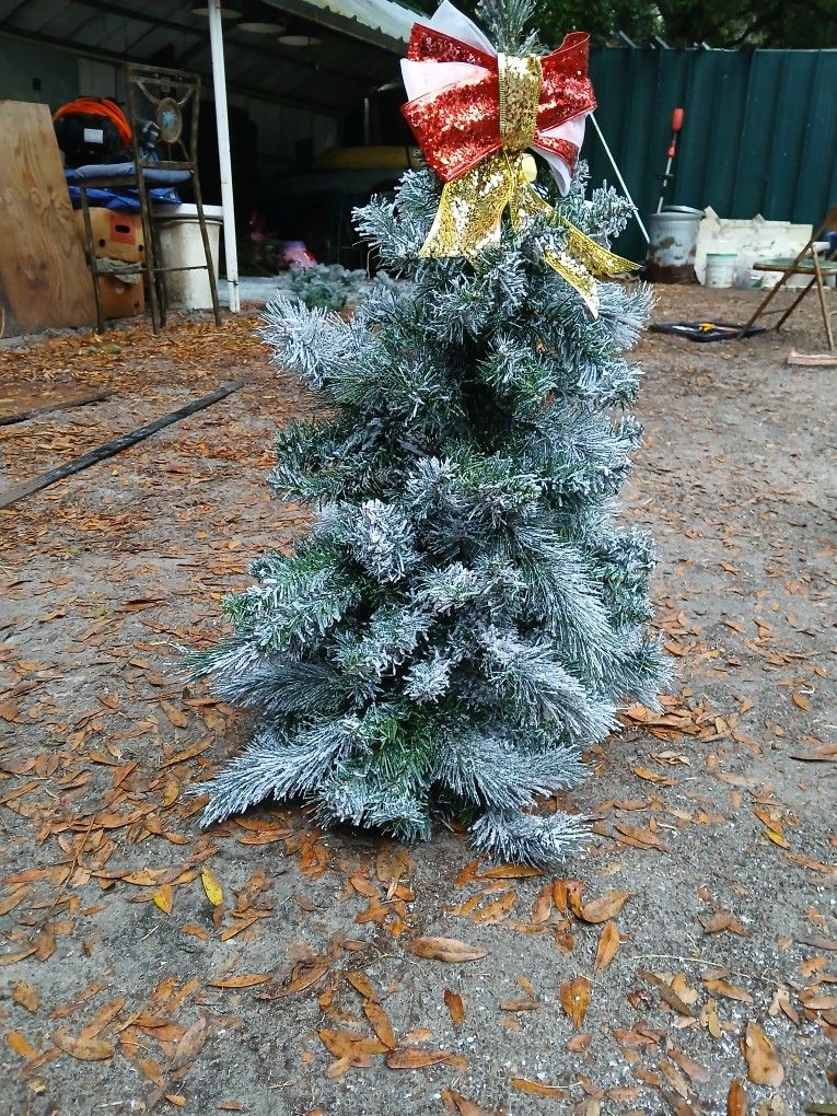 Hand-made Home-made Mini Christmas Trees And Wreaths