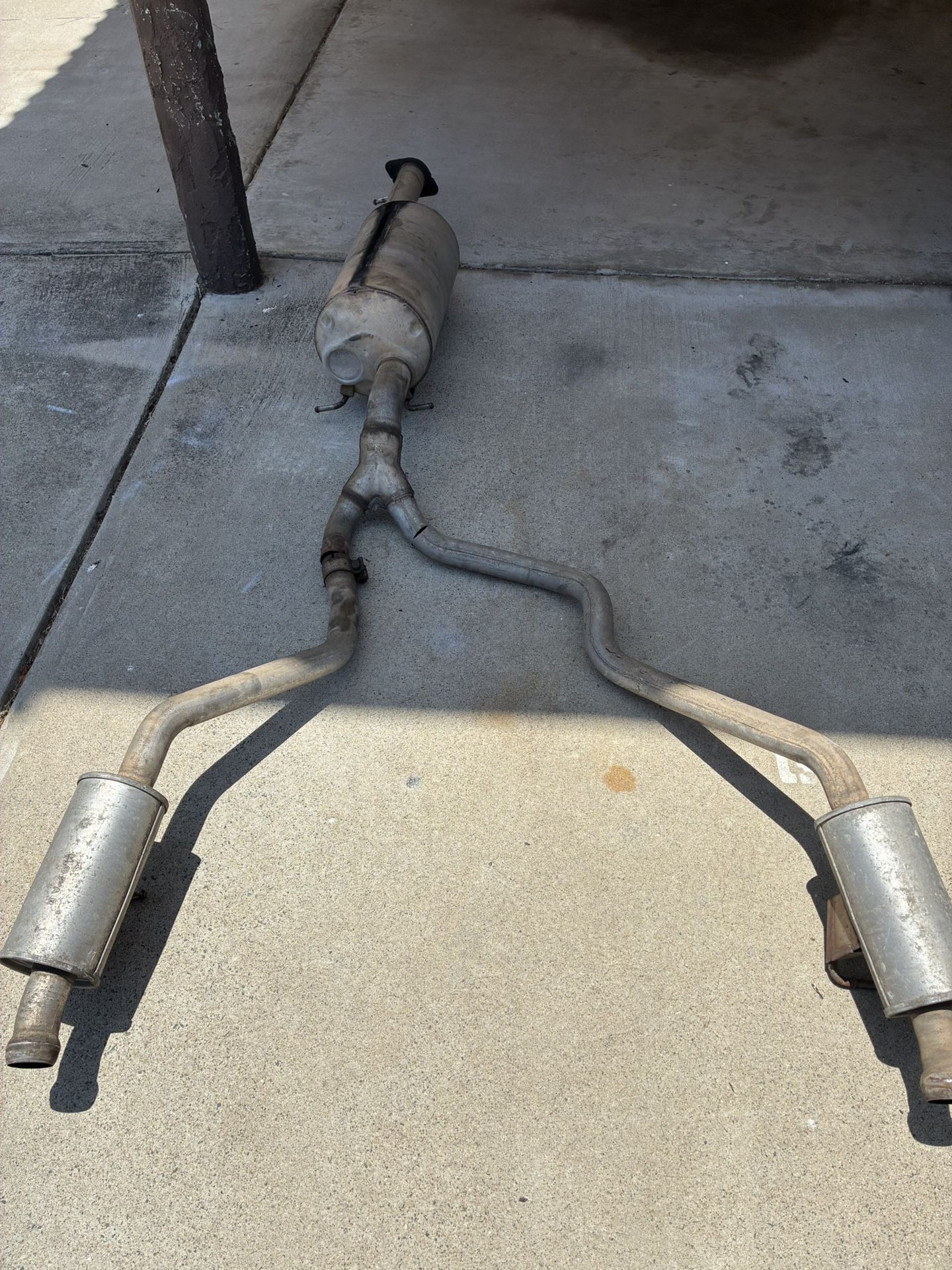 2019 Dodge Ram 5.7l stock exhaust