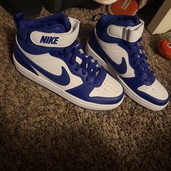 Size 5.5 youth size 7 women