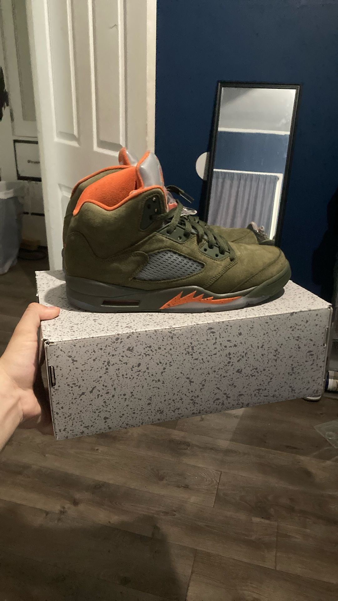 Jordan 5 Olive