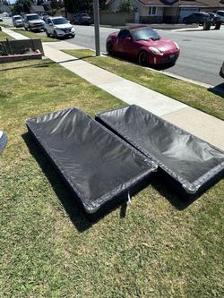 Twin mattress plus box spring