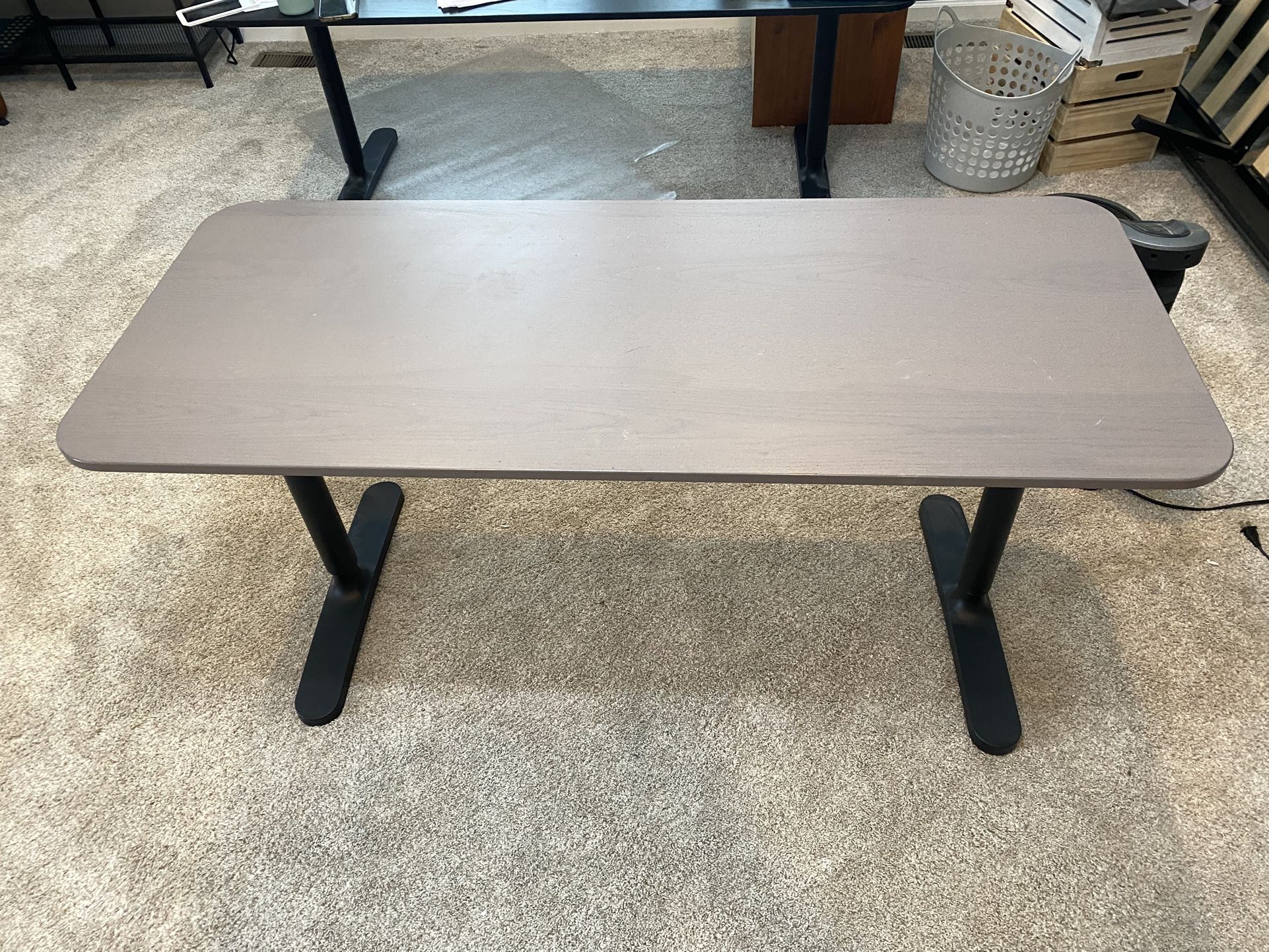IKEA BEKANT Desk