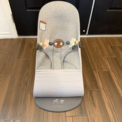 BabyBjorn Bouncer + Googly Eyes Toy