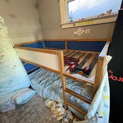 Free. Bunk Bed