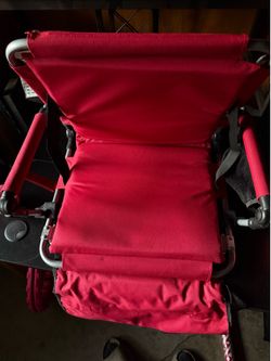 Red stadium seat foldable