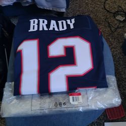 Brand New Tom Brady #12 Patriots Jersey Size Large