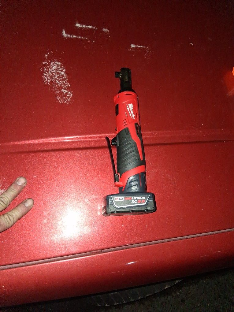 Milwaukee M12 3/8 Drive Ratchet