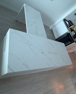 Kitchen Island/Table