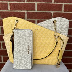 Michael Kors Purse And Wallet 