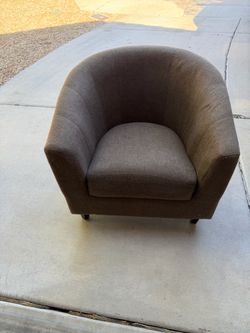 Accent chair