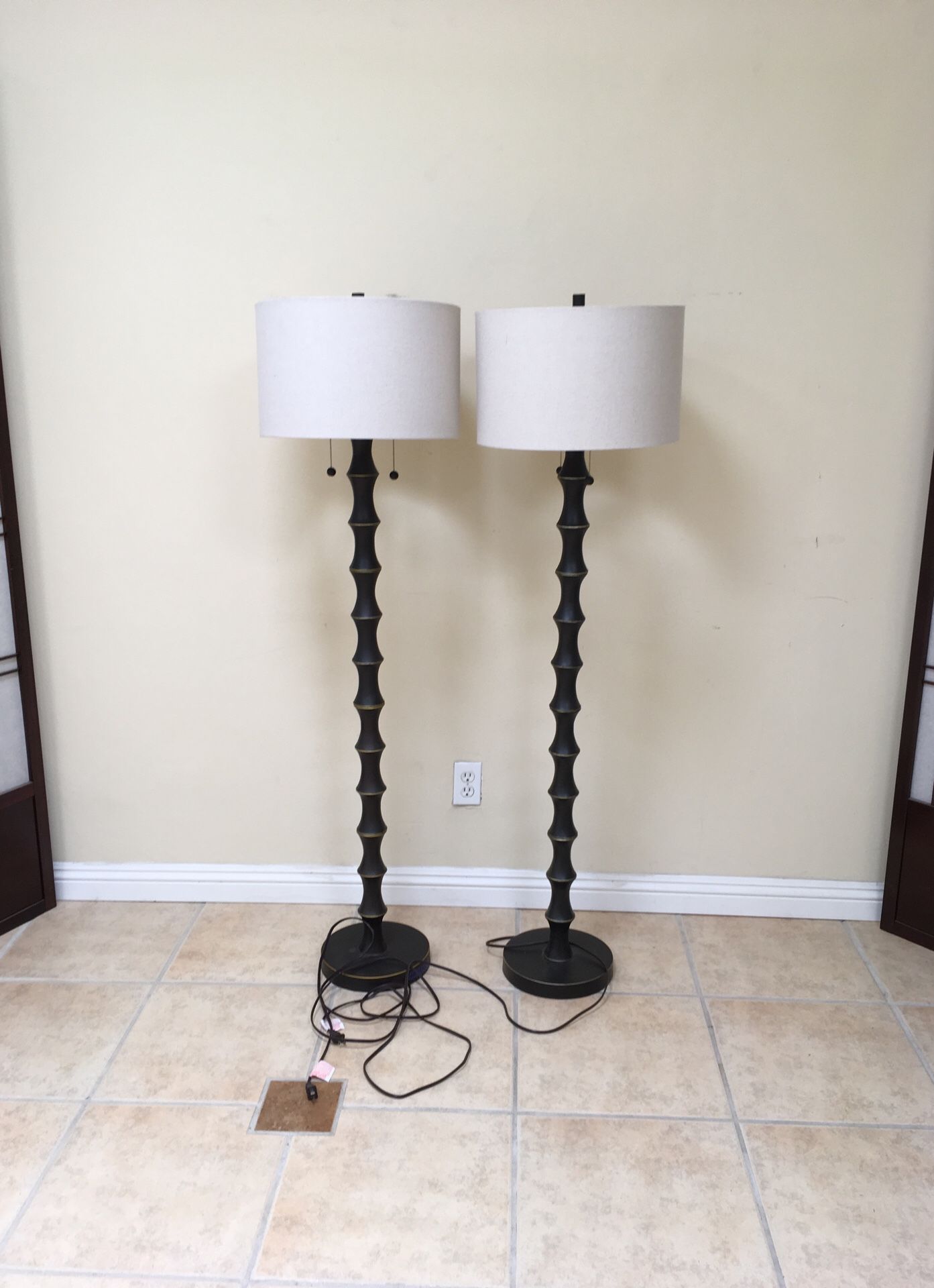 Floor lamps