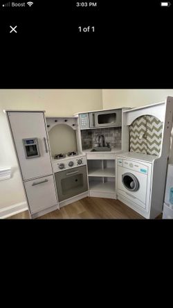 KidKraft ultimate kitchen playset