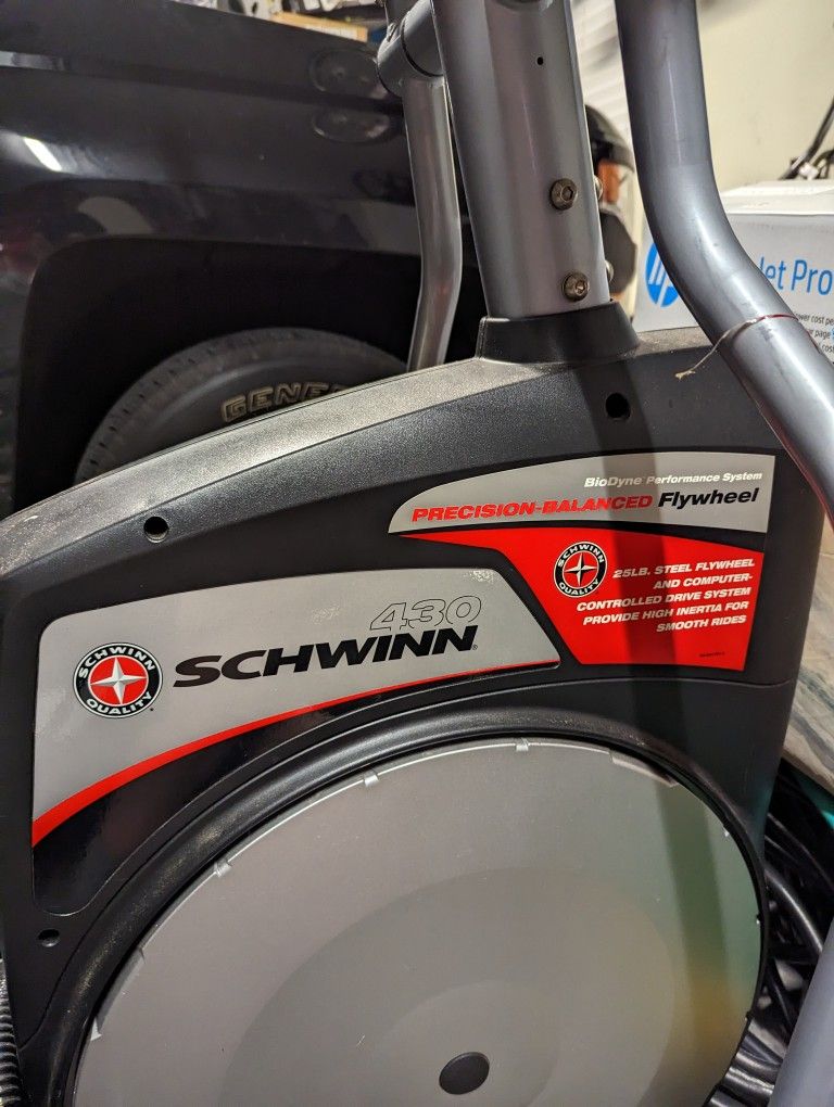 Schwinn 430 Elliptical