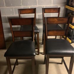 Free Table And Chairs 