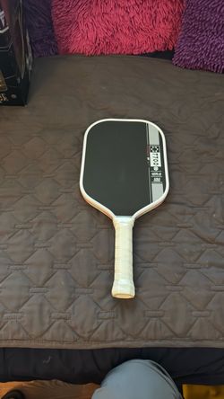 Replica Perseus IV Ben Johns Pro Player Edition 16 mm T700 Gen4-style paddle