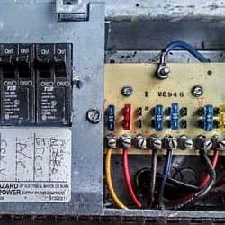 RV Power Distribution Center 32amp