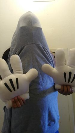 Mickey Gloves