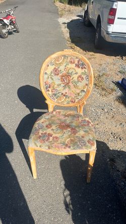 Vintage Floral Upholstered Accent Chair