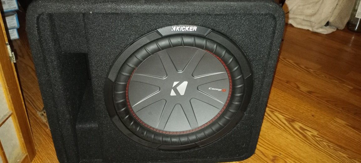 KICKER R DVC 12" COMP R PORTED SUBWOOFER AND BOX!!