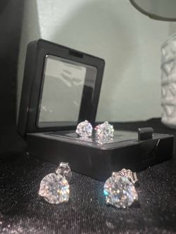 mossaite earrings 💎