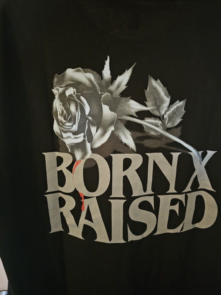 Born X Raised Tee🔥