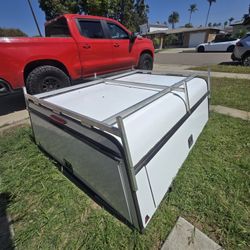 CAMPER LEER UTILITY SIZE 6.5' SHORT BED  ( COME OF SILVERADO 2016 ) PRICE 600