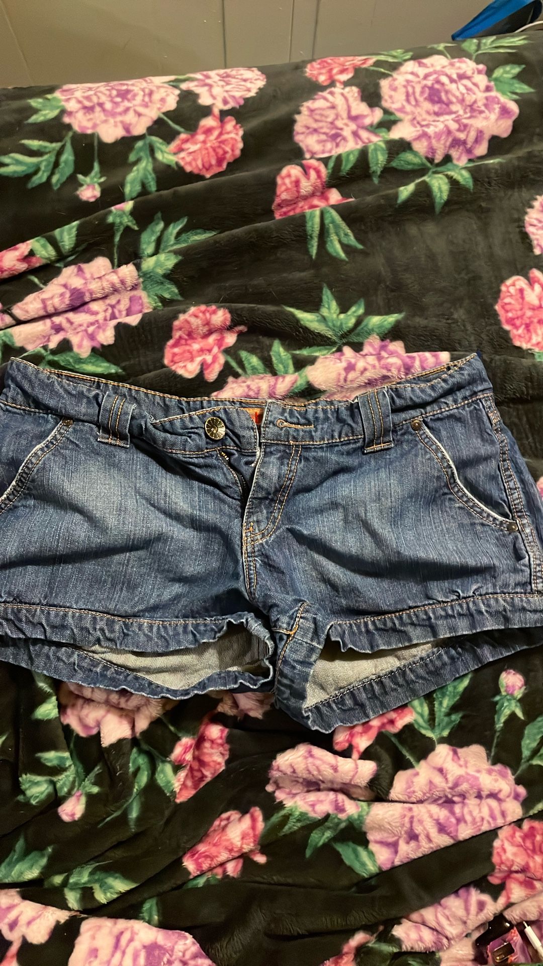 Thrifted These Shorts And They Didn’t Fit Me!