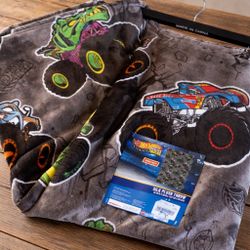 Hot Wheels Monster Trucks Plush Throw Blanket – SUPER SOFT (NEW) 