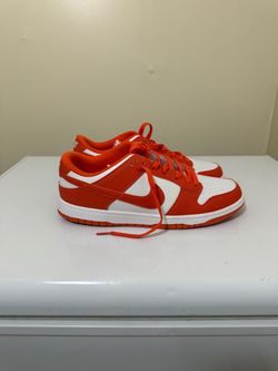 Men orange nike dunks